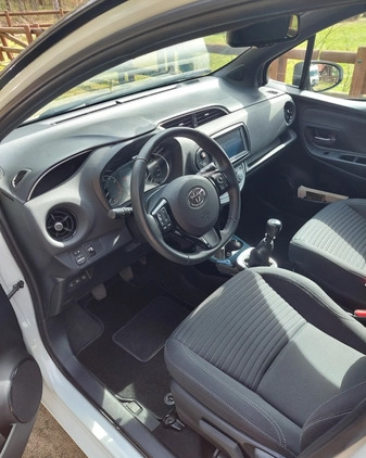 Toyota Yaris cena 63900 przebieg: 47200, rok produkcji 2019 z Brok małe 232
